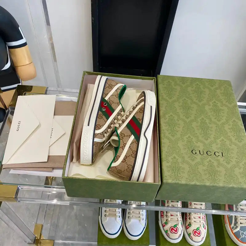 Cheap Gucci Shoes 2212PZ0081 0124